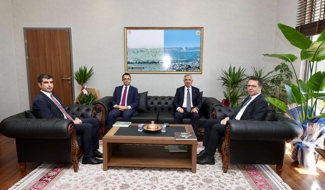 Kahramanmaraş Valisi Ünlüer’den Orman Bölge Müdürü Cabaroğlu’na Ziyaret