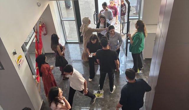 Karaoğlan’da YKS Öncesi Son Prova: Öğrenciler Gerçek Sınav Deneyimi Yaşadı