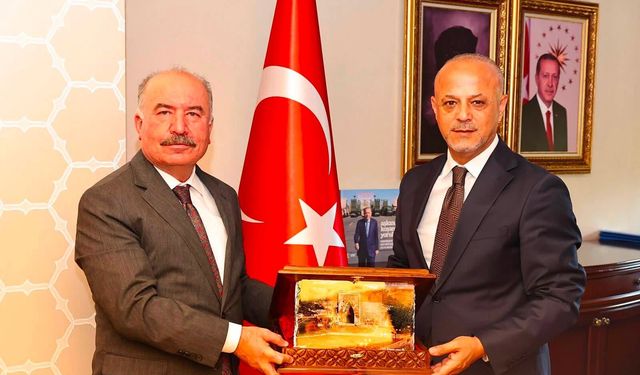 Başkan Kıraç’tan Çorum Valisi Çalgan’a Ziyaret