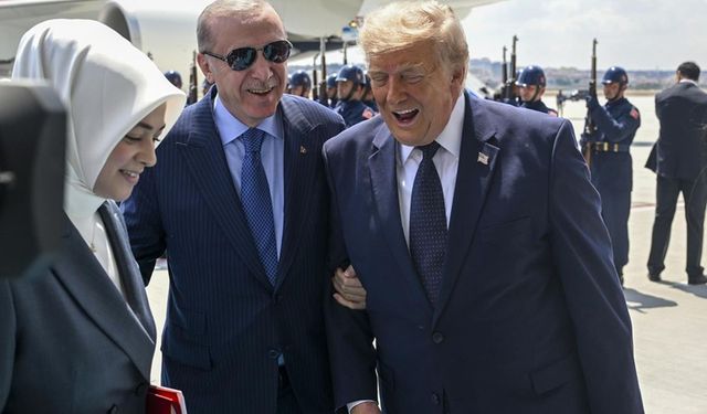 Dünya bu görüntülerdeki detayı konuşuyor: Alışılmadık bir durum