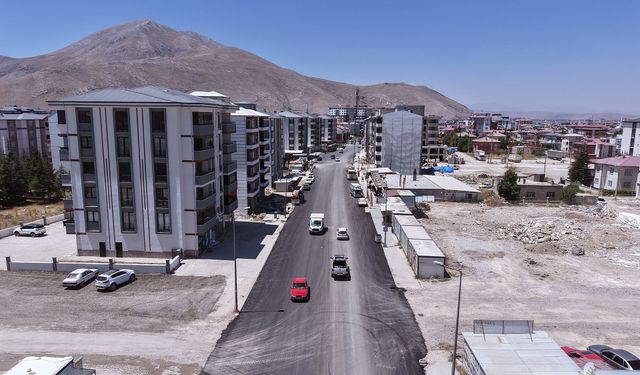 Büyükşehir, Elbistan Hacı Esat Efendi Caddesi’nde İlk Etabı Tamamladı