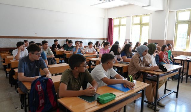 Gençler Yaz Tatilini Pusula Maraş Akademileriyle Verimli Geçiriyor