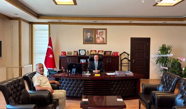 Sakarya İl Milli Eğitim Müdür Yardımcısı Turan'dan Kaymakam Arslantürk'e Ziyaret