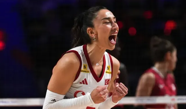 Sinead Jack Kısal Kimdir?