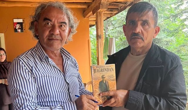 Karakoç’un “Anadolu’nun Bağrından” Şiir Ve Öykü Kitabının İkinci Baskısı Okurlarıyla Buluştu