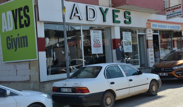 Adyes Giyim’de Dev Kampanya: 2 Bin TL Alışverişe 500 TL İndirim