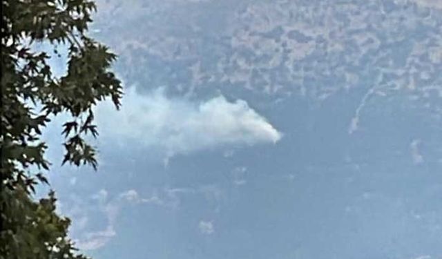 Ahır Dağı’na Peş Peşe Yıldırım Düştü! Orman Yangını Çıktı
