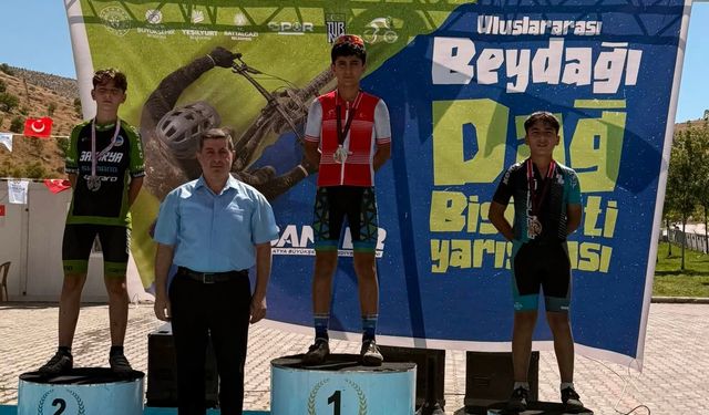 Kahramanmaraşlı Genç Bisikletçiden Türkiye Şampiyonası’nda Bronz Madalya