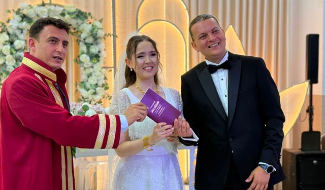 Metehan Nazlı ve Emine Gülnar’ın Mutlu Günü!