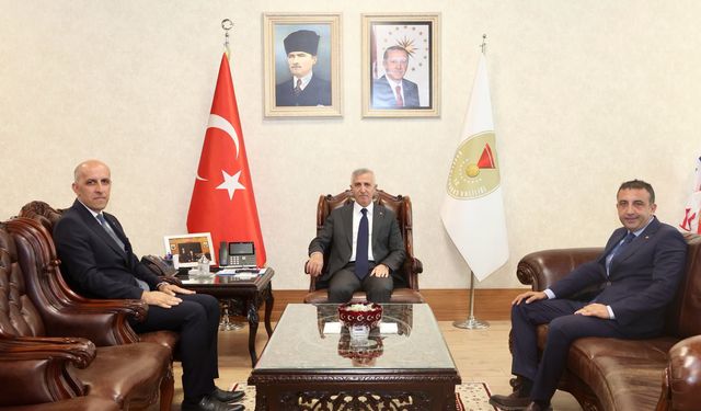 Kahramanmaraş Valiliğinde Ziyaret Trafiği Sürüyor