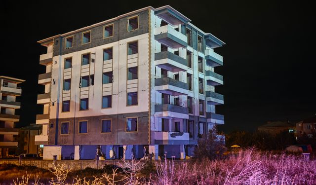 Afşin’de Metruk Binadan Atlayan 15 Yaşındaki Genç Hayatını Kaybetti