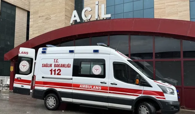 18 Öğrenci Zehirlenme Şüphesiyle Hastaneye Kaldırıldı