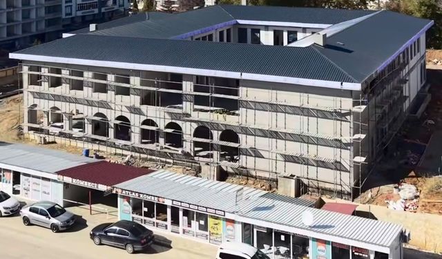 Afşin'de İlçe Halk Kütüphanesi’nin İnşaatı Hızla Devam Ediyor