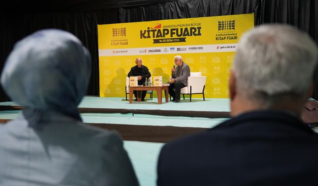 Bahaettin Karakoç, Kitap Fuarı’nda Şiirleriyle Anıldı