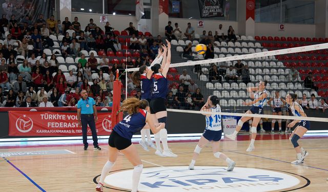 Büyükşehir’in Sultanları Taraftarı Önünde Kazandı