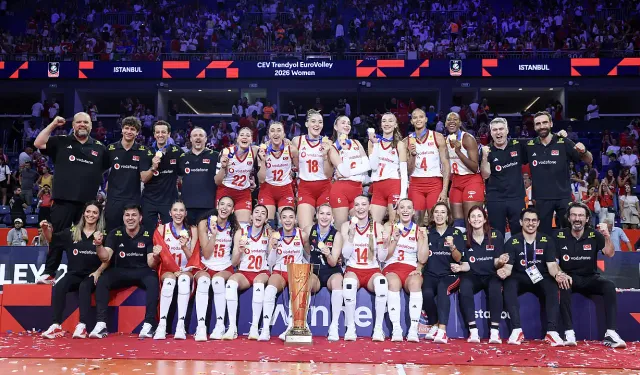 2027 Kadınlar Voleybol Dünya Kupası’nda 32 takım belli oldu! Filenin Sultanları da sahnede