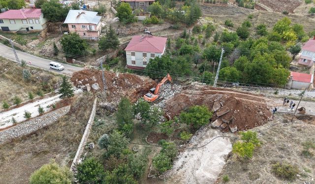 Büyükşehir’den Göksun Kırsalında Köprü Menfez Yatırımı