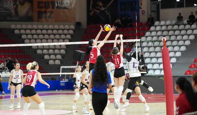 Büyükşehir’in Sultanları, Evinde Antepia’ya Şans Tanımadı