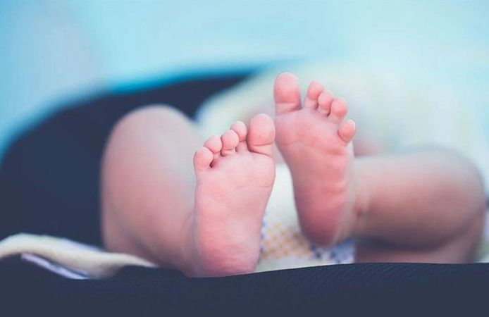 İnternette 100 bin liraya 'satılık bebek' ilanı: "Borçlarım var"