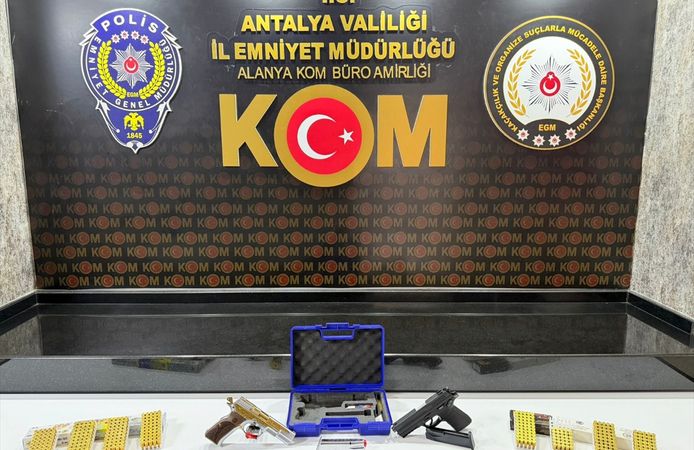 Antalya'da kaçakçılık ve organize suçlarla mücadele sürüyor