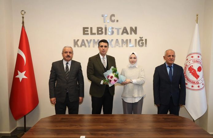 Elbistan’a Yeni Atanan Öğretmenlerden Kaymakam Demirel’e Ziyaret