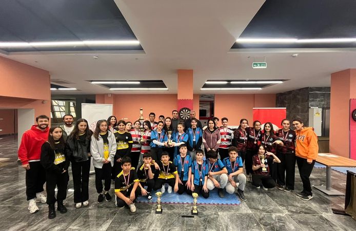 Elbistan’da Yıldızlar Dart Turnuvası Sona Erdi
