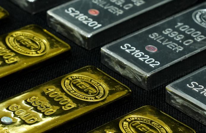 Emtia piyasalarında jeopolitik gerilim ve tarife belirsizliği etkili oldu