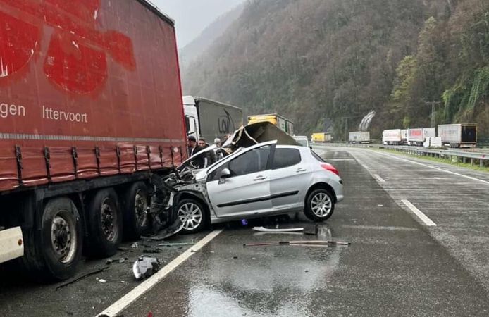 Artvin'de feci kaza: 2 ölü