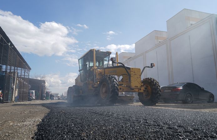 Toptancılar Sitesi’nin Yolu Yenileniyor