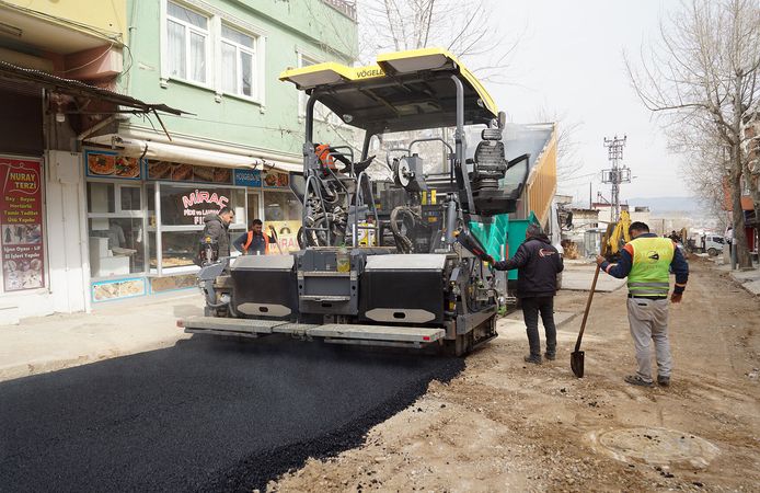 Şehir Merkezinde Yol Onarım Atağı Sürüyor