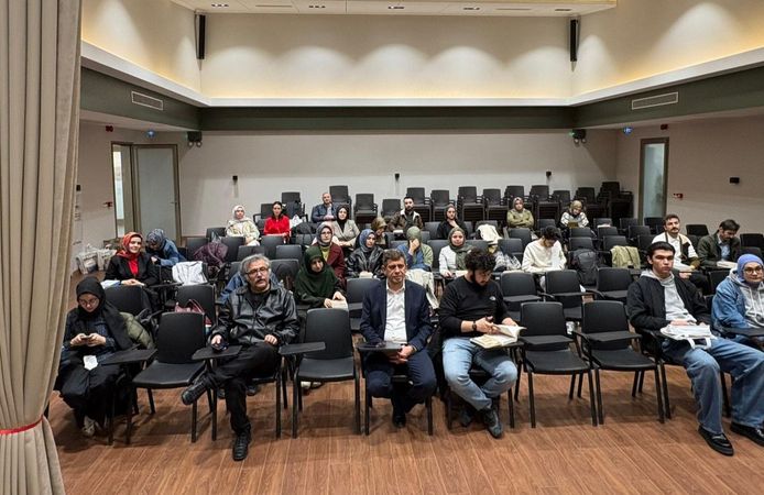 Edebiyat Şehrinde Sanat Konuşuldu