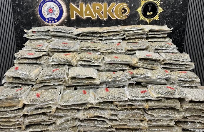 İstanbul'da 527 kilogram uyuşturucu ele geçirildi