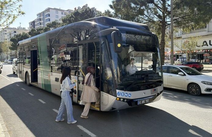 Büyükşehir'in Elektrikli Otobüsleri Hizmete Başladı
