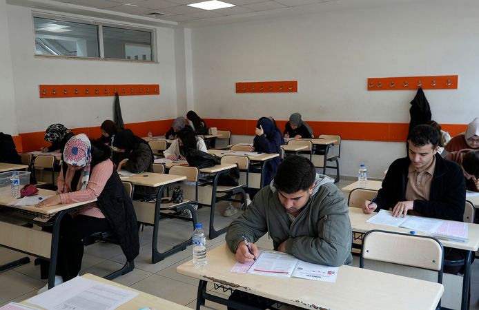 Gençler Gerçek Sınav Atmosferini Büyükşehir’in Denemeleriyle Yaşıyor