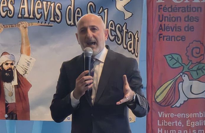 Öztunç Fransa’da Gurbetçilerle Buluştu