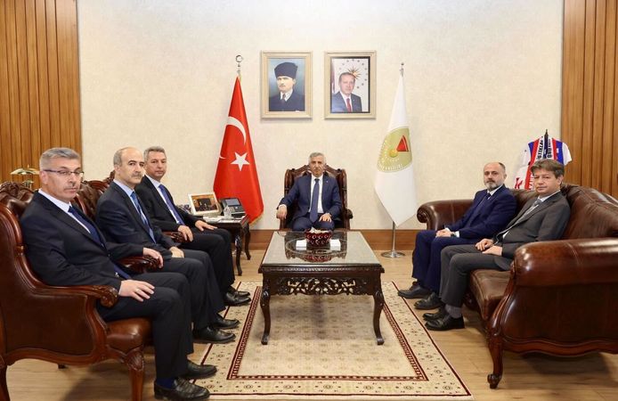 Vali Ünlüer, KSÜ Yönetimini Ağırladı