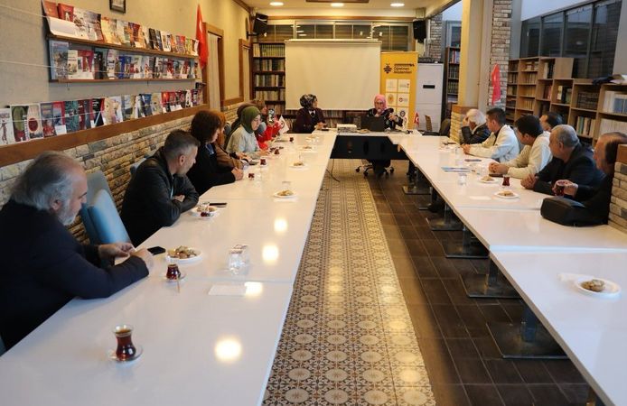 Kahramanmaraş’ta “Cengiz Aytmatov” Söyleşisi Düzenlendi