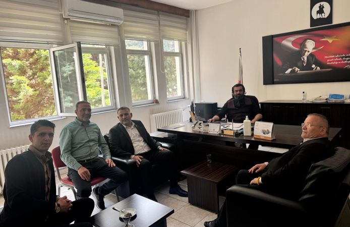 AK Parti Afşin İlçe Teşkilatından Sağlık Çalışanlarına Ziyaret