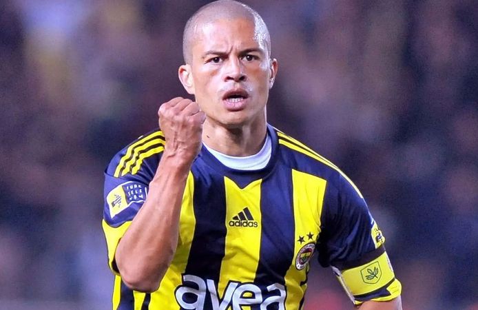 Alex de Souza’dan Fenerbahçe Seçimi İçin Gece Yarısı Açıklaması