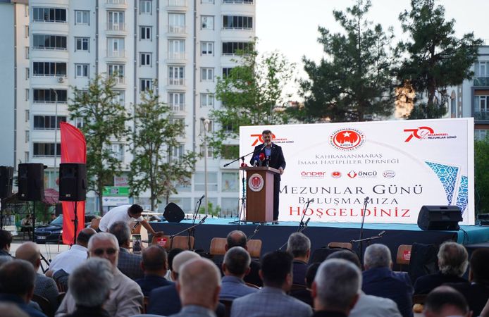 Millervekili Debgici, İmam Hatip Mezunları Vefa Buluşmasına Katıldı
