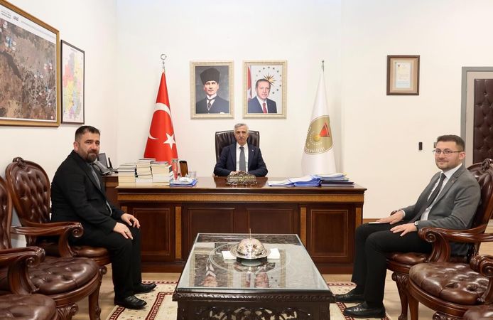Vali Ünlüer, Çağlayancerit Heyetini Makamında Kabul Etti