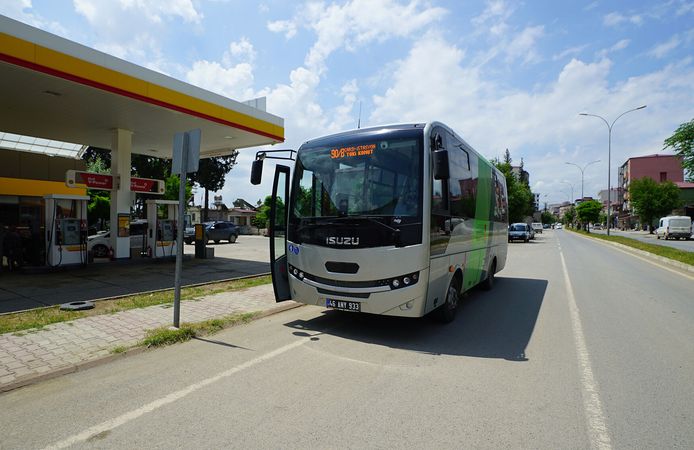 Büyükşehir’den İlçelere 5 Yeni Otobüs