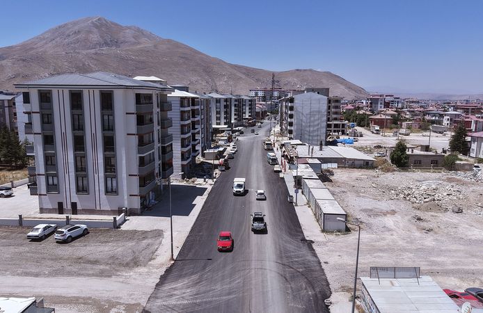 Büyükşehir, Elbistan Hacı Esat Efendi Caddesi’nde İlk Etabı Tamamladı