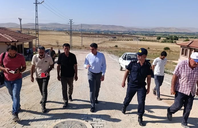 Kaymakam Demirel, Kırsal Afet Konutlarında İncelemelerde Bulundu