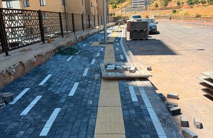 Onikişubat Belediyesi, İlçe Genelinde Ulaşım Seferberliğini Sürdürüyor