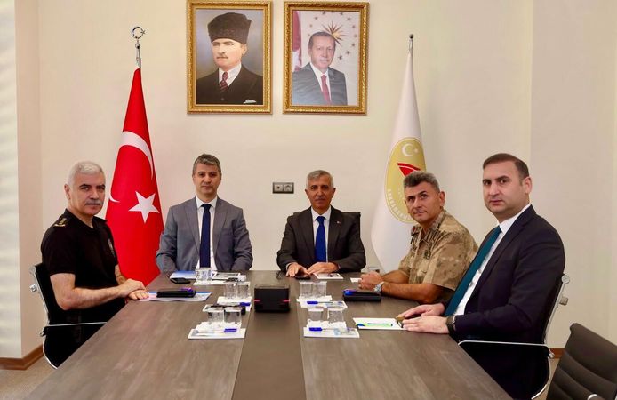 Vali Ünlüer, Spor Güvenliği VKS Toplantısına Katıldı