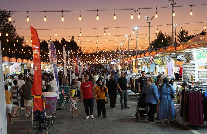 Geleneksel Ağustos Fuarı, Geçmişten Geleceğe Uzanan Bir Köprü Oluyor