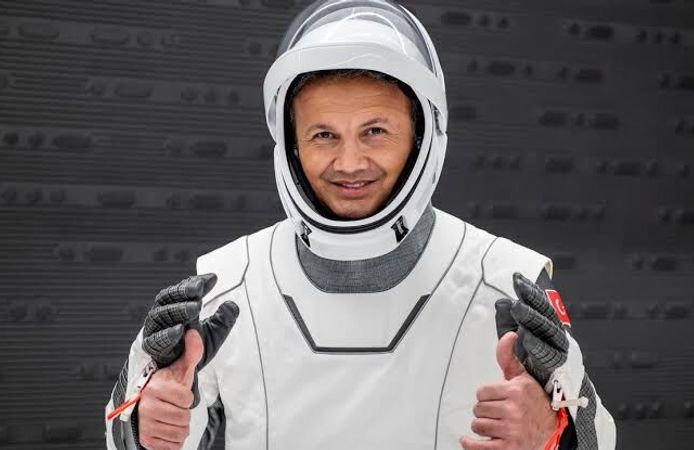 Alper Gezeravcı Tuğgeneral Oldu! Türkiye’nin İlk Astronotuna YAŞ’tan Tarihi Terfi