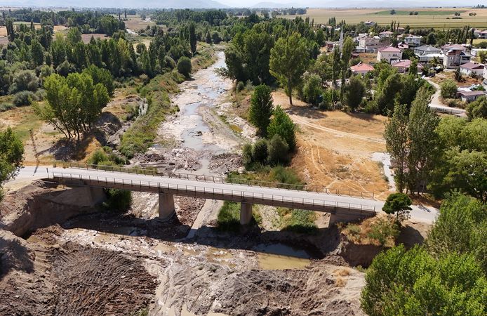 Büyükşehir’den Elbistan Kırsalında Ulaşımı Rahatlatacak Bir Yol Yatırımı Daha