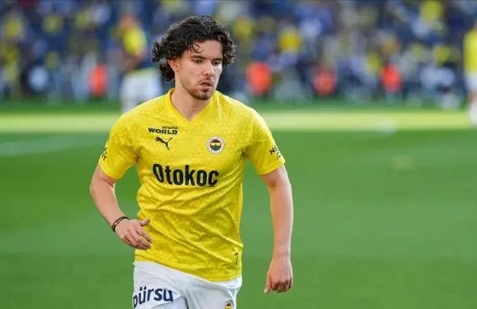 Transferde yılın bombası! Ferdi Kadıoğlu Fenerbahçe’ye geri mi dönüyor?